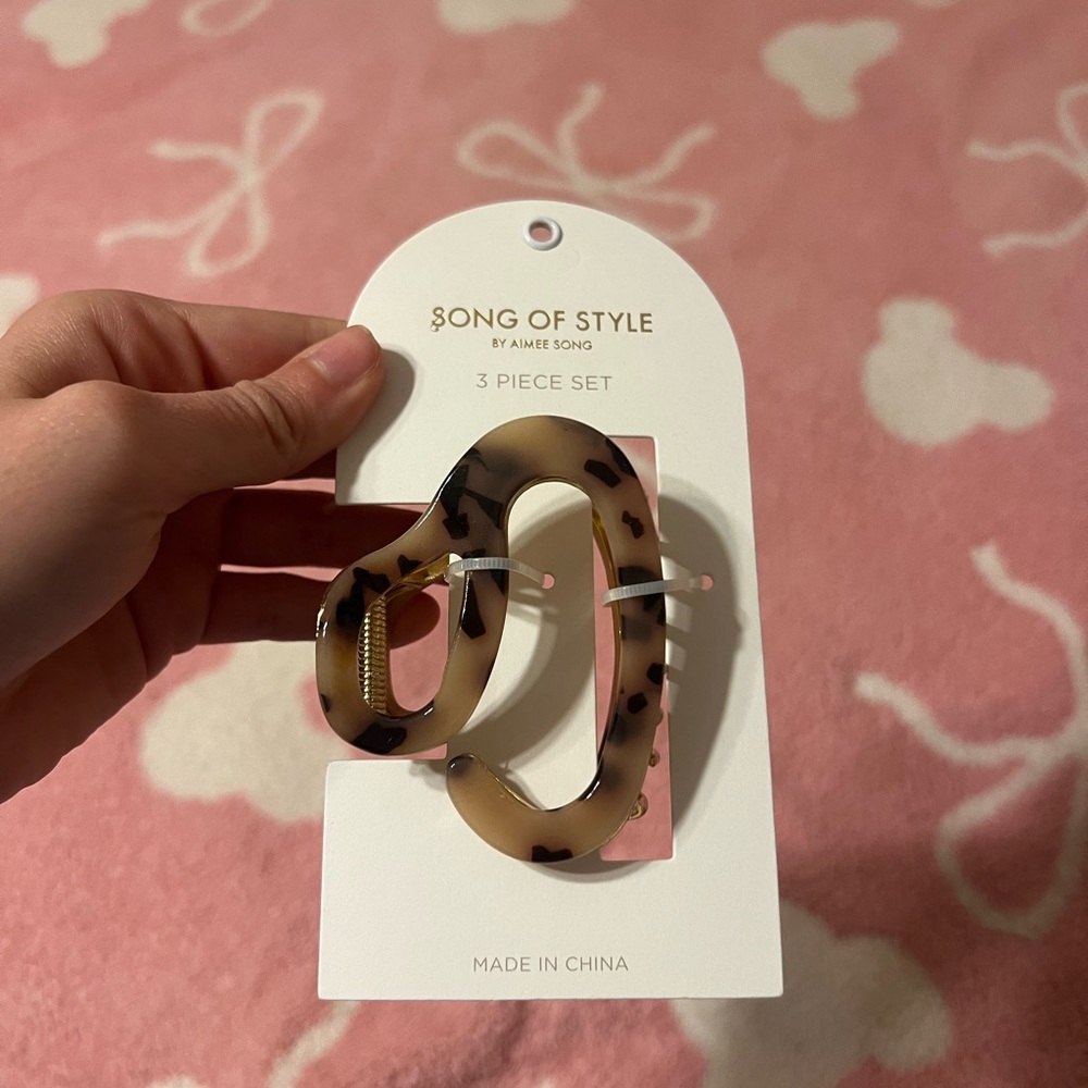 Hair Clip BRAND NEW